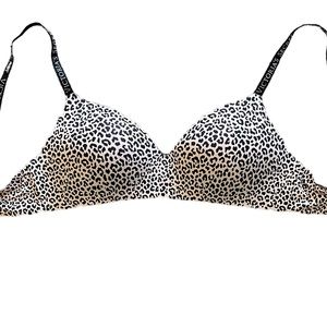 Victoria’s Secret t-shirt lightly lined wireless wire free leopard bra 36DD